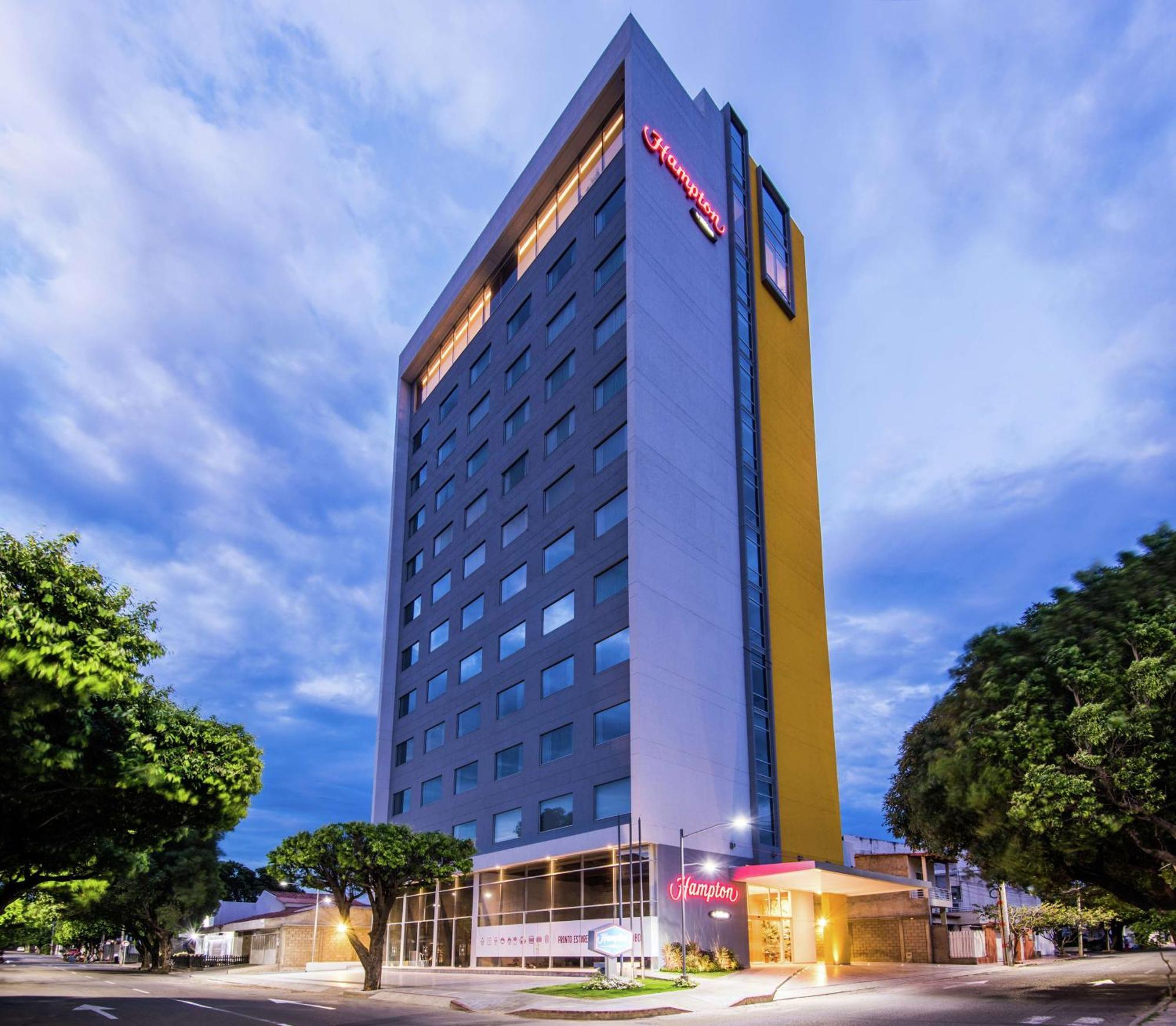 Hampton By Hilton Cucuta Hotel Exterior photo